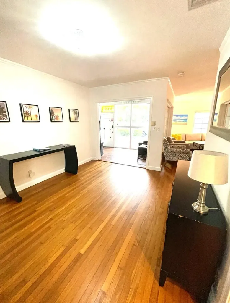 1403 SE 2nd Street Fort Lauderdale FL 33301