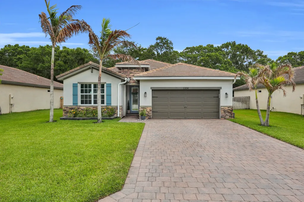 2204 SW Strawberry Terrace Palm City FL 34990