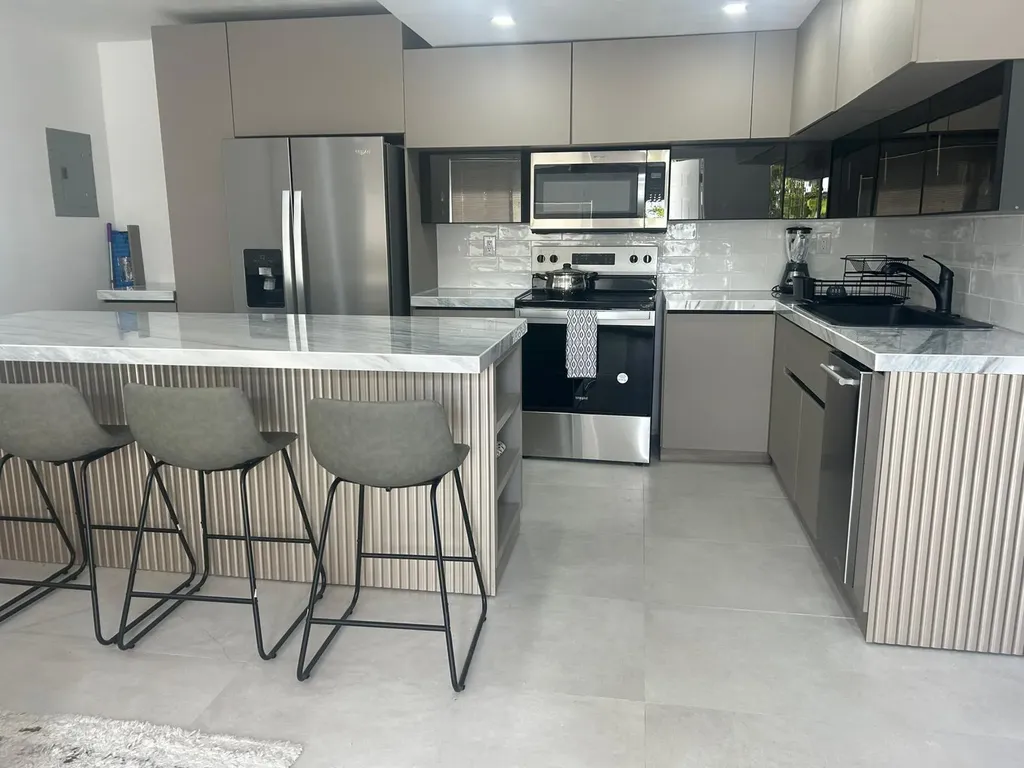 217 SW 15th Street Fort Lauderdale FL 33315