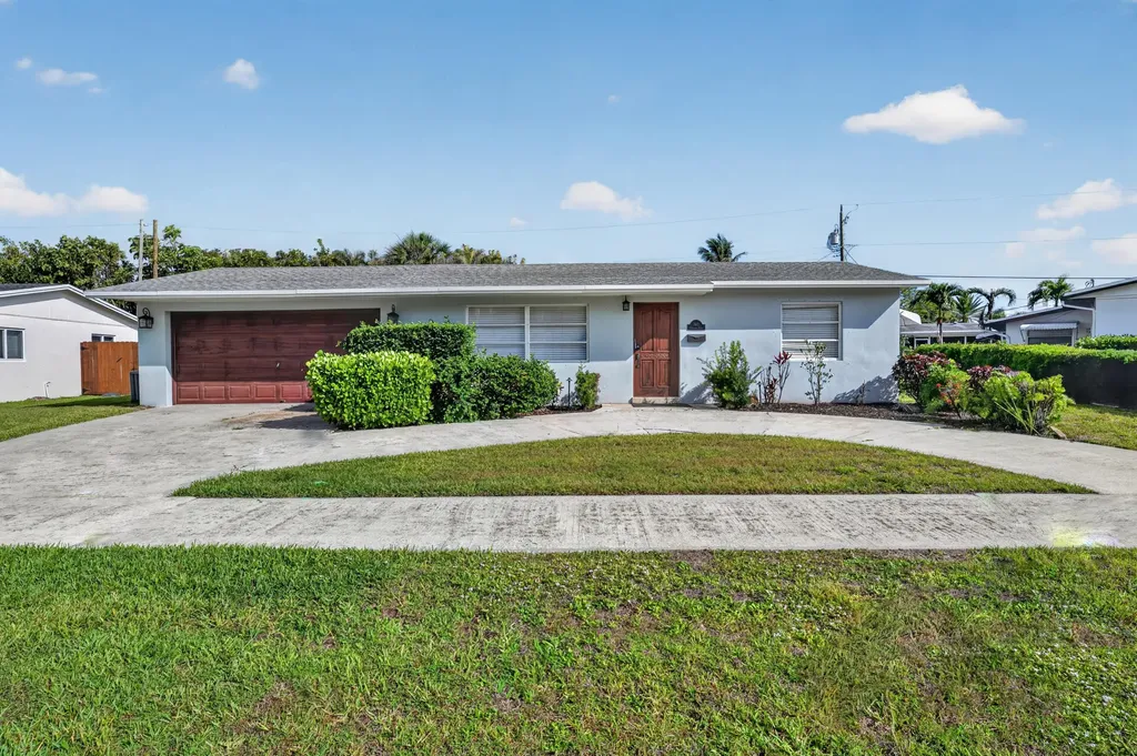 760 Cinnamon Road North Palm Beach FL 33408