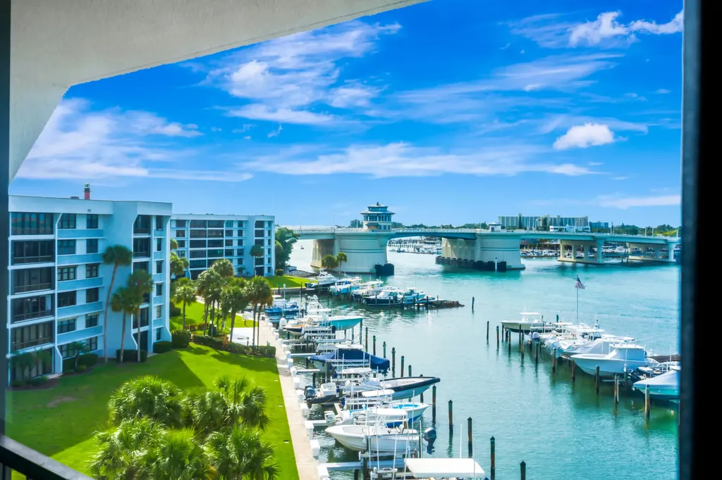 1648 Jupiter Cove Drive Jupiter FL 33469