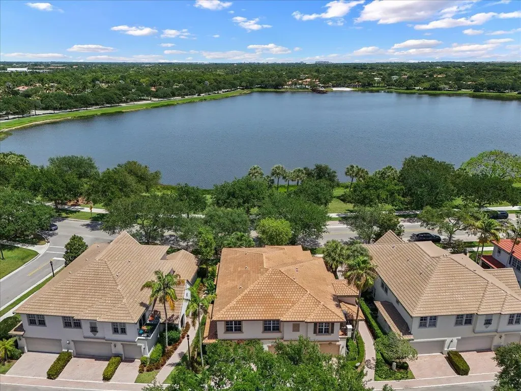 181 Evergrene Parkway Palm Beach Gardens FL 33410