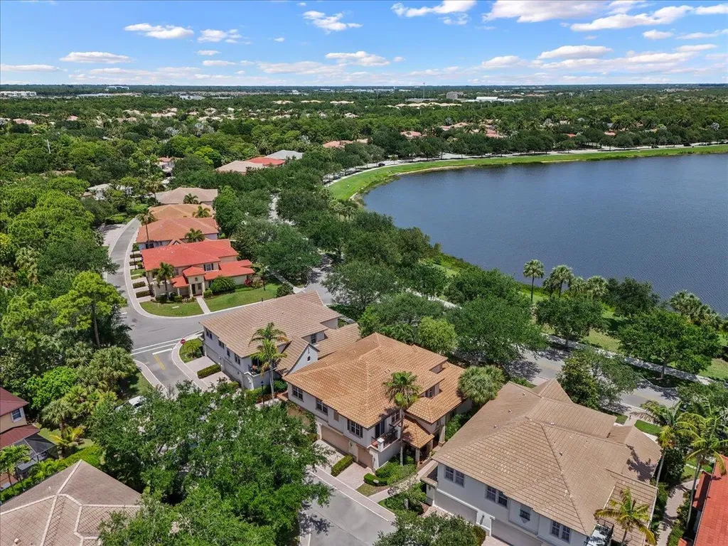 181 Evergrene Parkway Palm Beach Gardens FL 33410