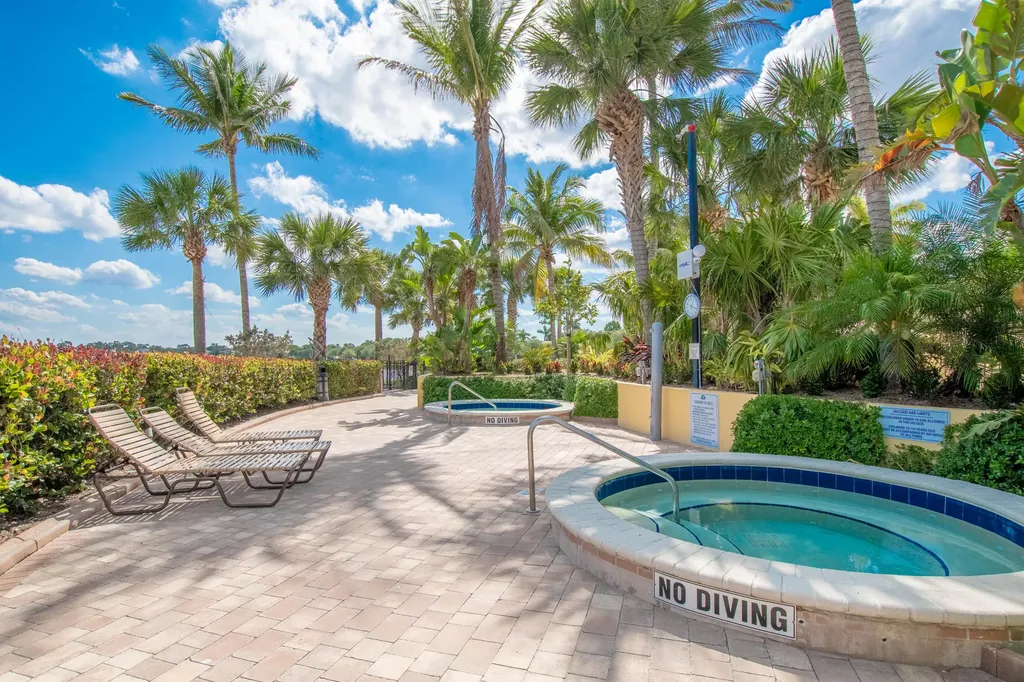 181 Evergrene Parkway Palm Beach Gardens FL 33410