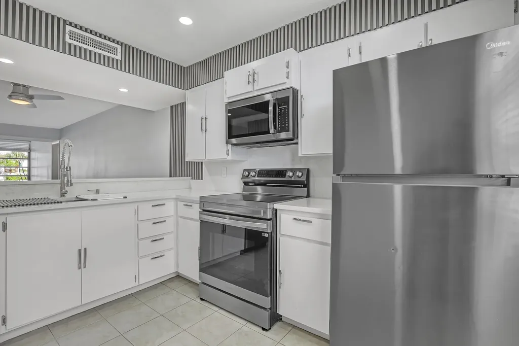 3650 Whitehall Drive West Palm Beach FL 33401