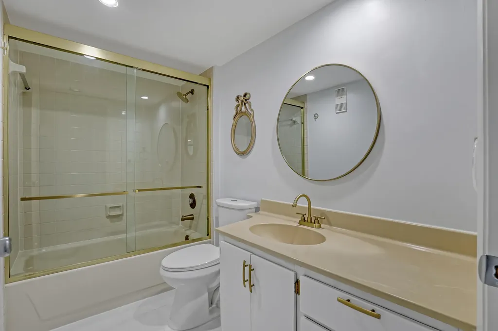 3650 Whitehall Drive West Palm Beach FL 33401