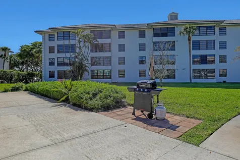 3650 Whitehall Drive West Palm Beach FL 33401