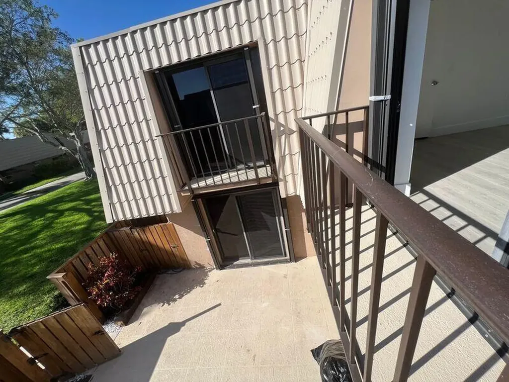 5714 57th Way West Palm Beach FL 33409