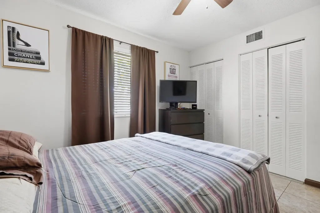 6074 Forest Hill Boulevard West Palm Beach FL 33415
