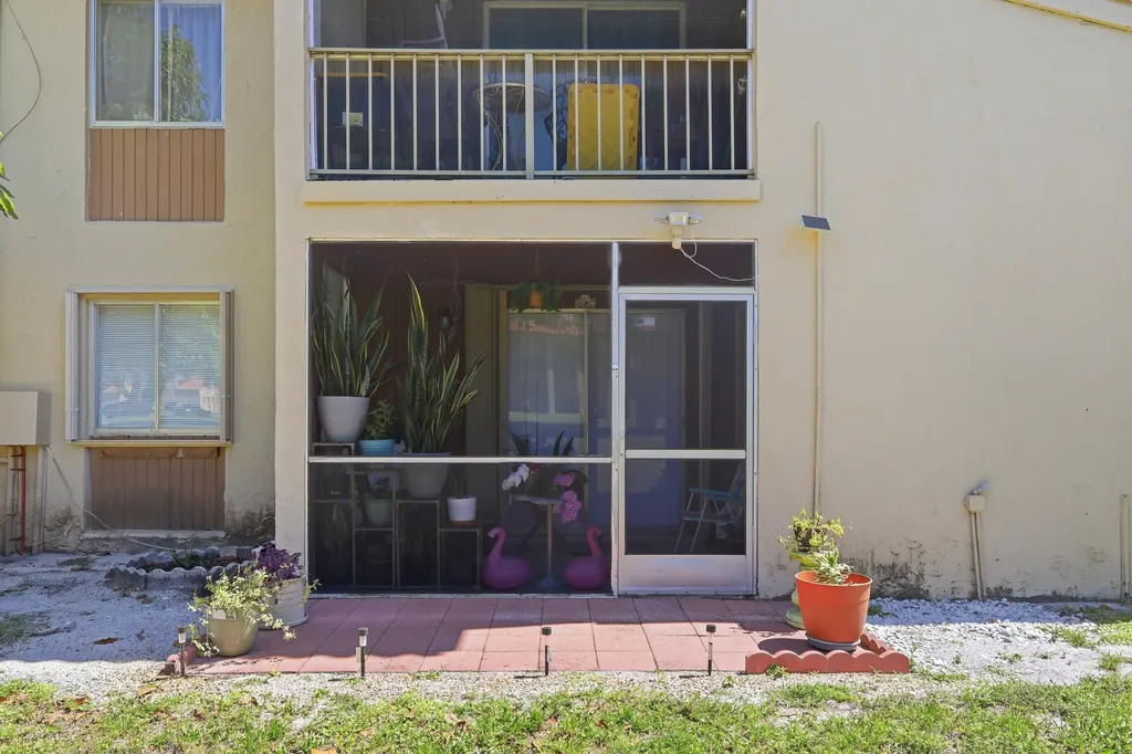 6074 Forest Hill Boulevard West Palm Beach FL 33415