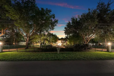 6002 NW 74th Terrace Parkland FL 33067