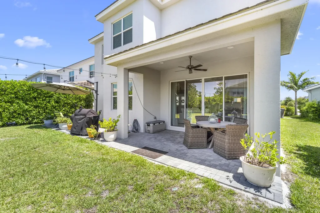 16201 Melogold Drive Westlake FL 33470