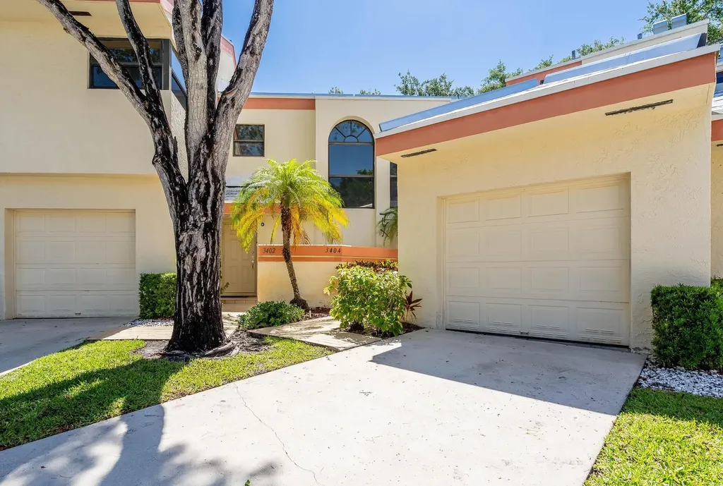 3404 Emerald Oaks Drive Hollywood FL 33021