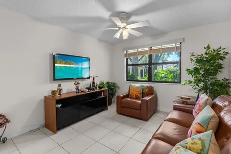 3404 Emerald Oaks Drive Hollywood FL 33021