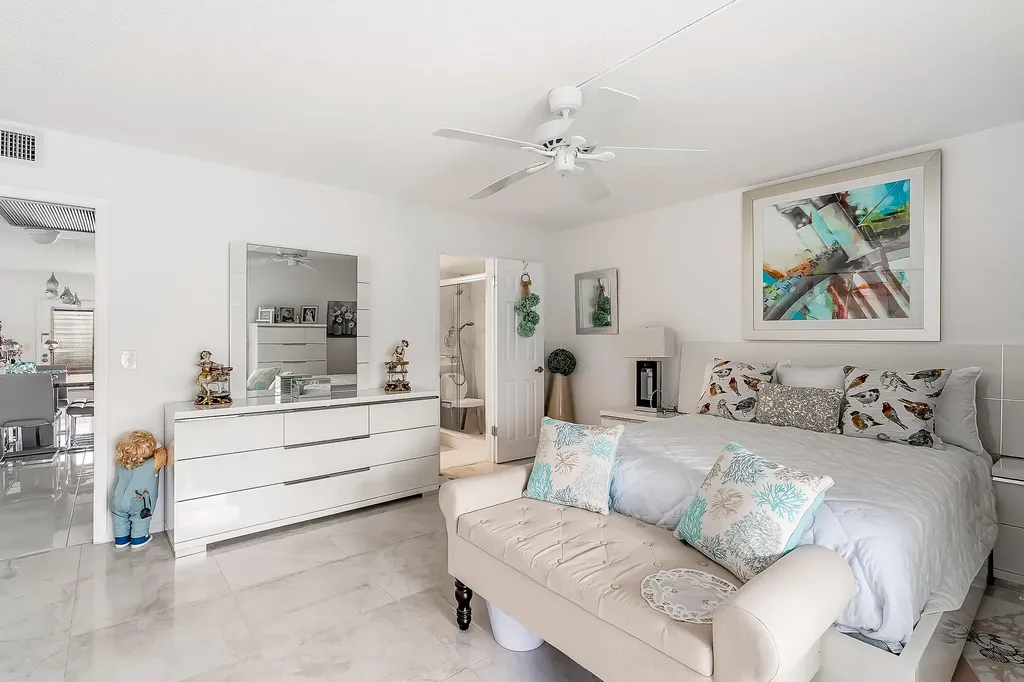 1012 Lincoln Boca Raton FL 33434