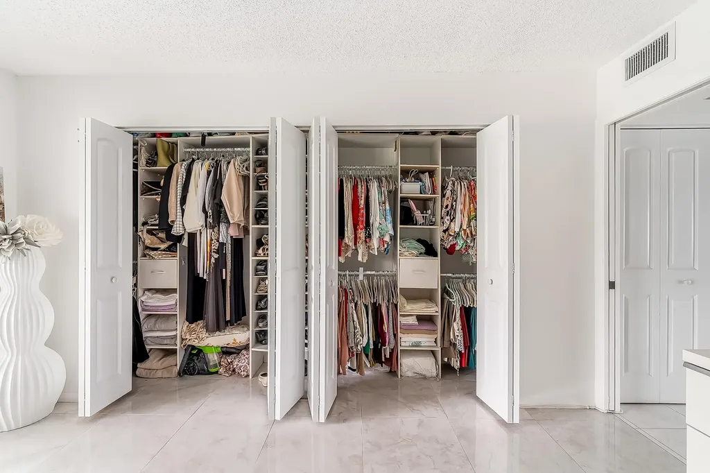 1012 Lincoln Boca Raton FL 33434