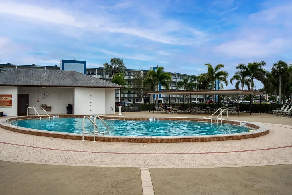 1012 Lincoln Boca Raton FL 33434