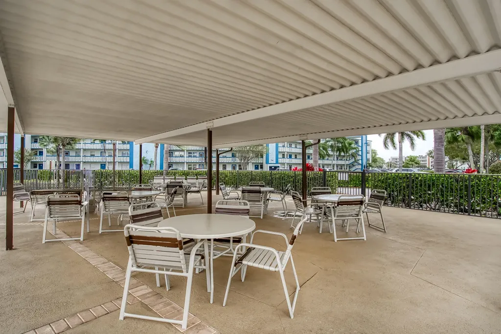 1012 Lincoln Boca Raton FL 33434