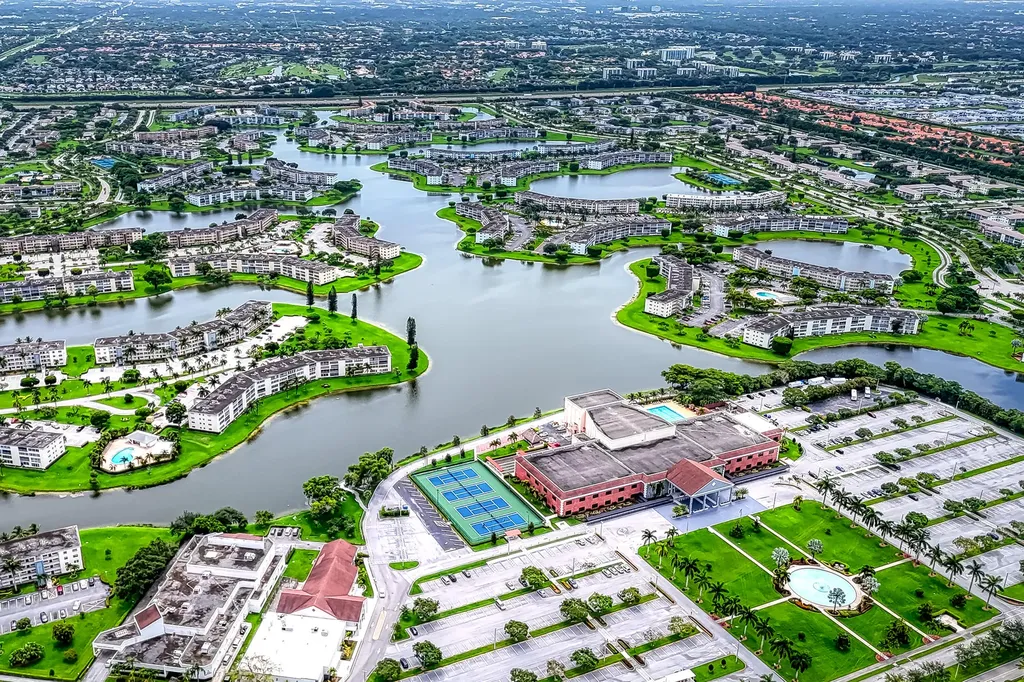 1012 Lincoln Boca Raton FL 33434