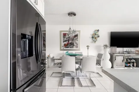 1012 Lincoln Boca Raton FL 33434