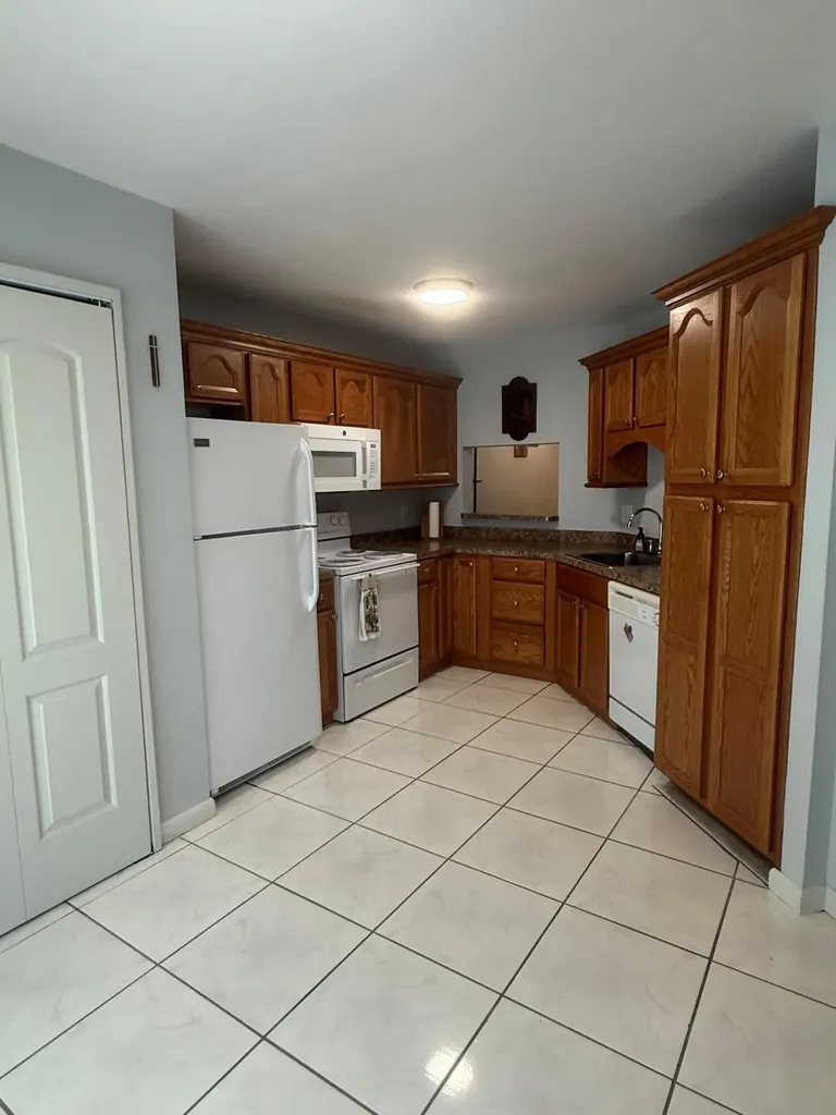 216 Par Drive Royal Palm Beach FL 33411