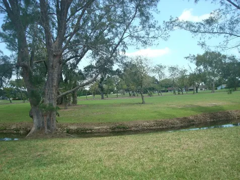 216 Par Drive Royal Palm Beach FL 33411