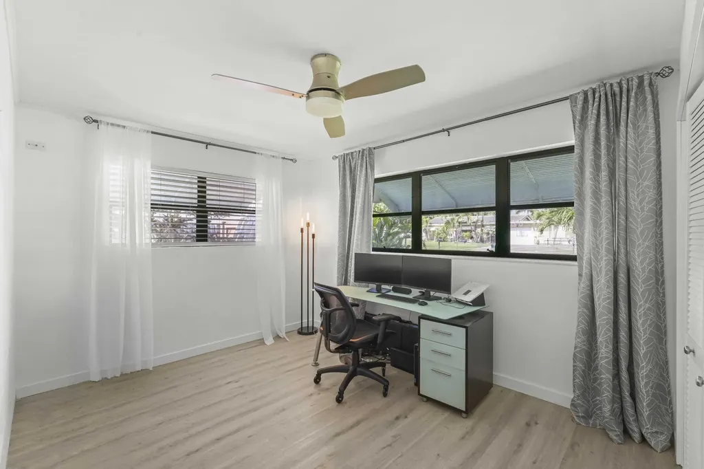 2136 NE 4th Court Boca Raton FL 33431