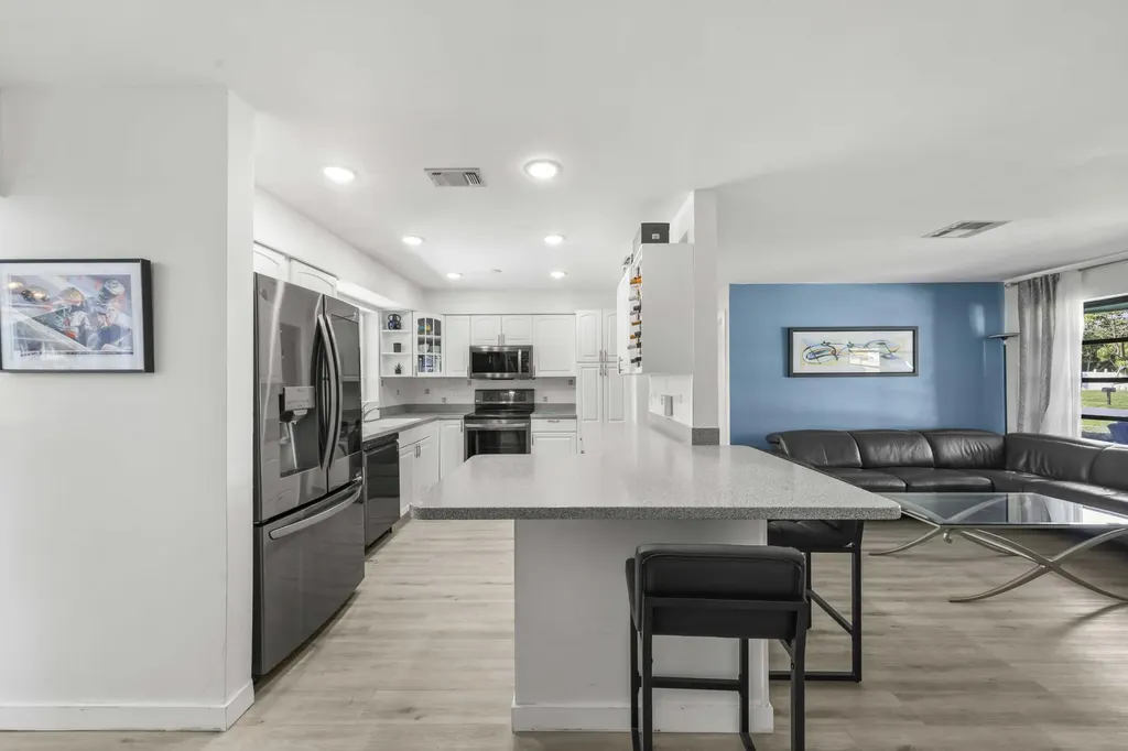 2136 NE 4th Court Boca Raton FL 33431