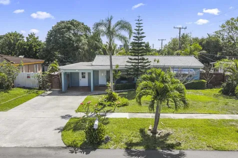 2136 NE 4th Court Boca Raton FL 33431