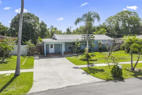 2136 NE 4th Court Boca Raton FL 33431
