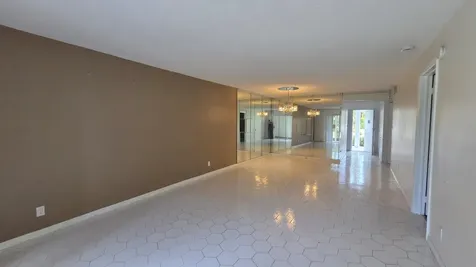 6020 NW 44th Street Lauderhill FL 33319