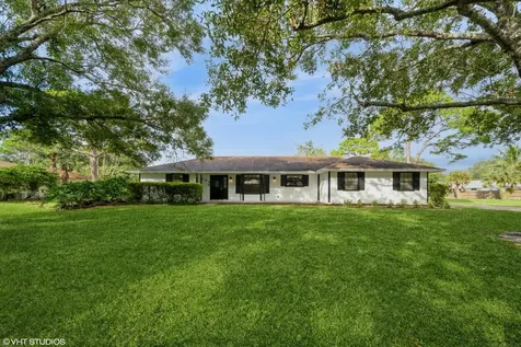 595 11TH Avenue Vero Beach FL 32962