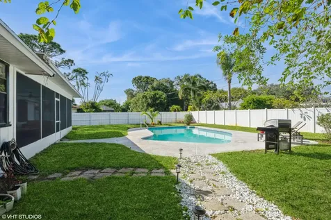595 11th Avenue Vero Beach FL 32962
