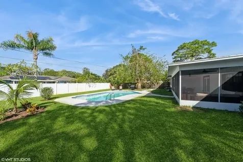 595 11th Avenue Vero Beach FL 32962