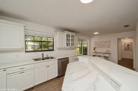 595 11th Avenue Vero Beach FL 32962