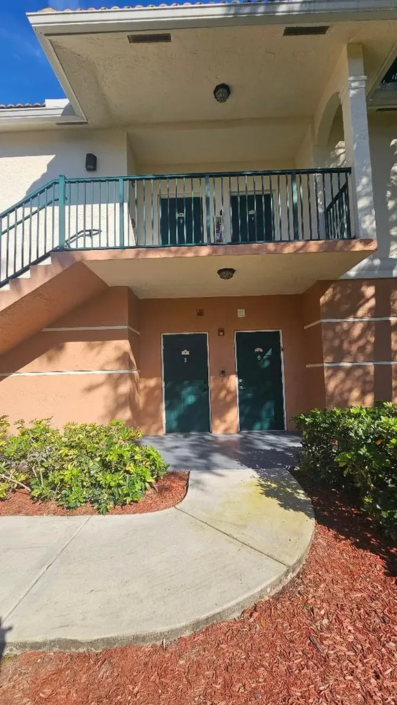 1111 E Myrtlewood Circle Circle E Palm Beach Gardens FL 33418