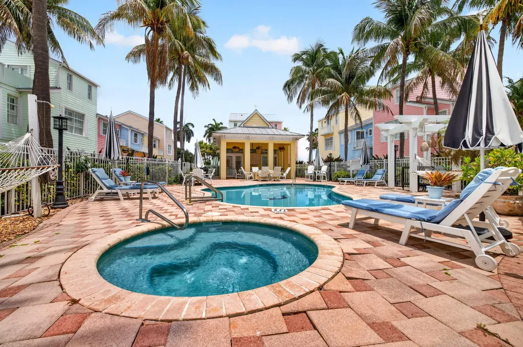 2860 Marina Circle Lighthouse Point FL 33064