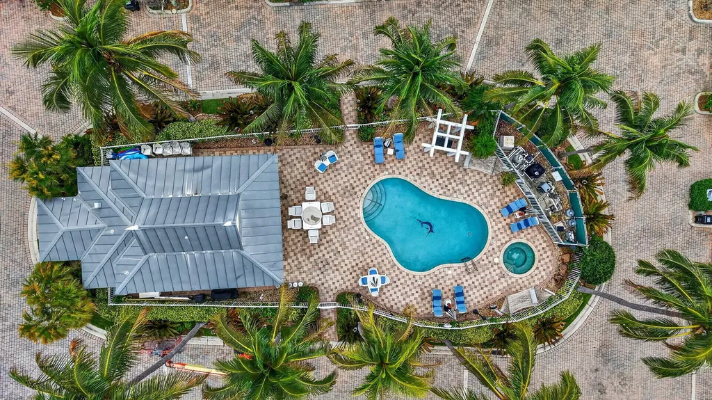 2860 Marina Circle Lighthouse Point FL 33064