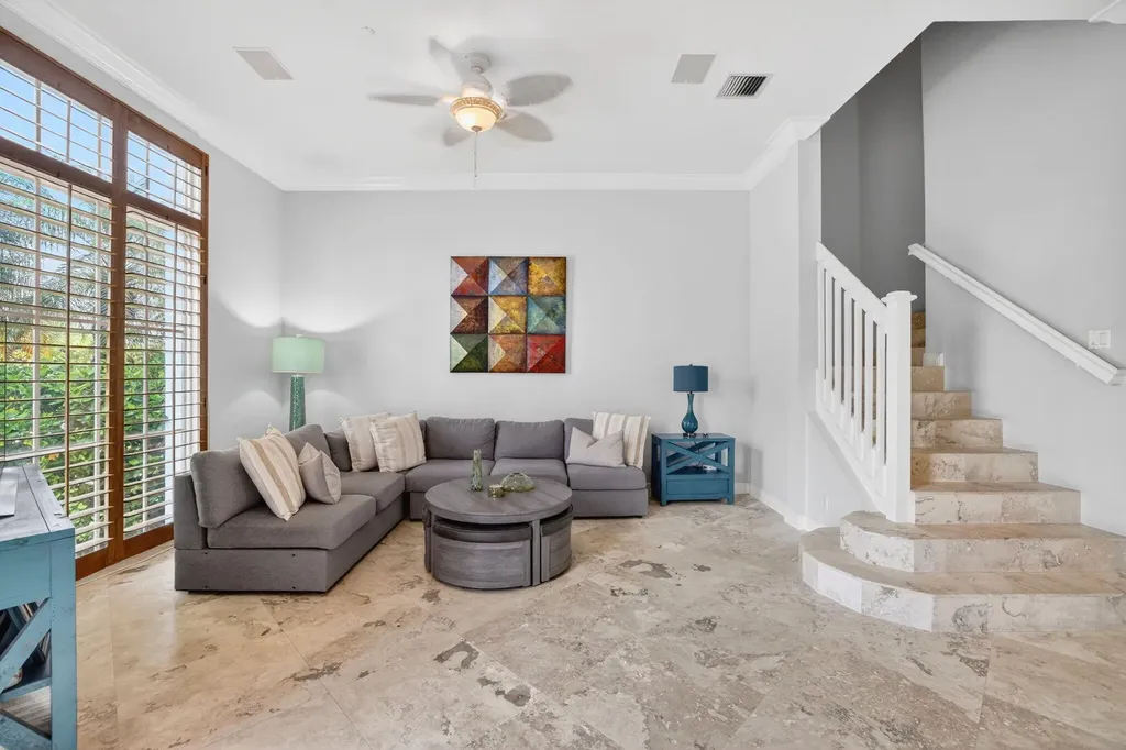 2860 Marina Circle Lighthouse Point FL 33064
