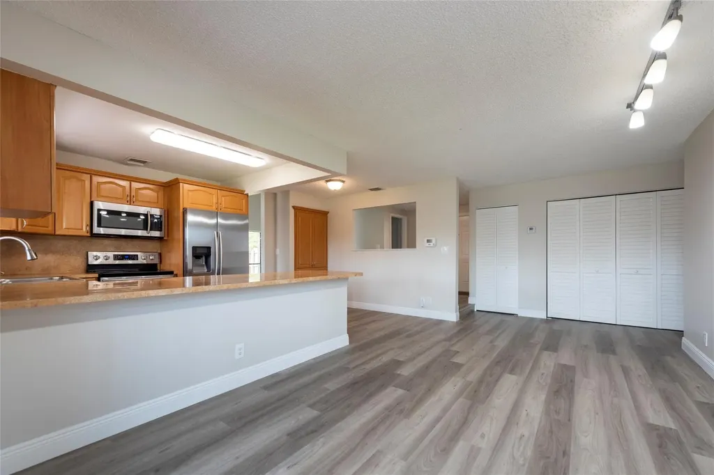 2101 NW 101st Terrace Pembroke Pines FL 33026