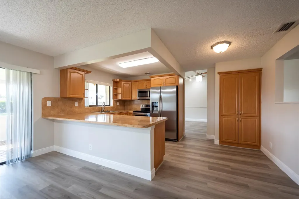 2101 NW 101st Terrace Pembroke Pines FL 33026