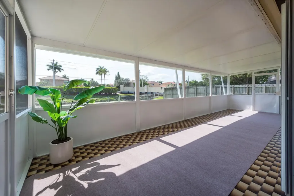 2101 NW 101st Terrace Pembroke Pines FL 33026