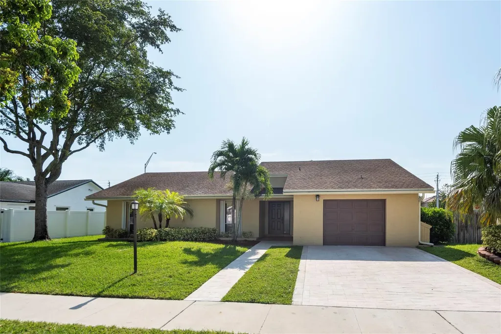 2101 NW 101st Terrace Pembroke Pines FL 33026
