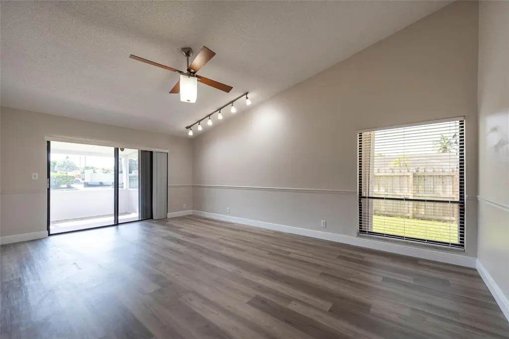 2101 NW 101st Terrace Pembroke Pines FL 33026