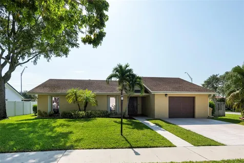 2101 NW 101st Terrace Pembroke Pines FL 33026