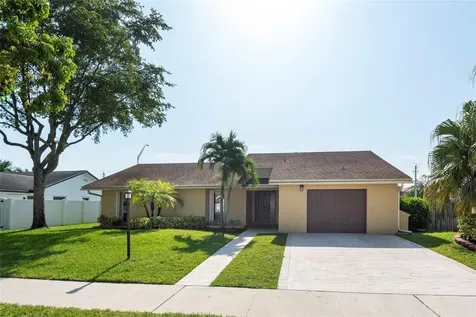 2101 NW 101st Terrace Pembroke Pines FL 33026