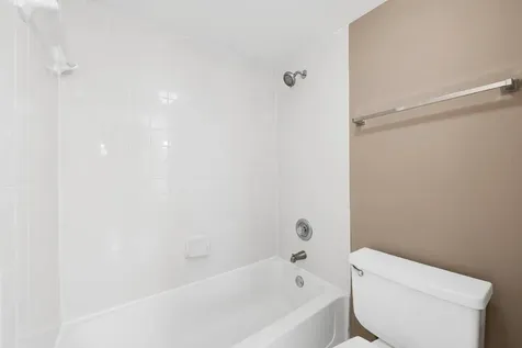 2861 N Oakland Forest Drive Oakland Park FL 33309