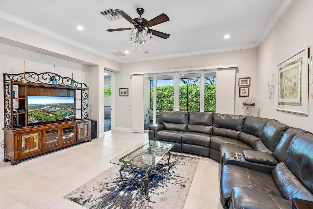 8883 Kingsmoor Way Lake Worth FL 33467