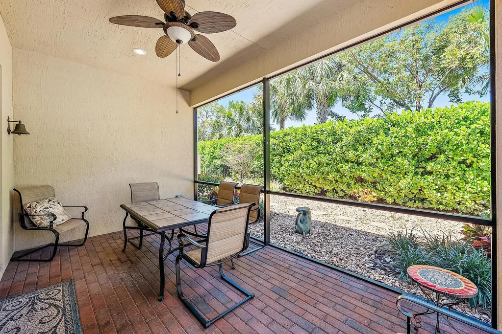 8883 Kingsmoor Way Lake Worth FL 33467