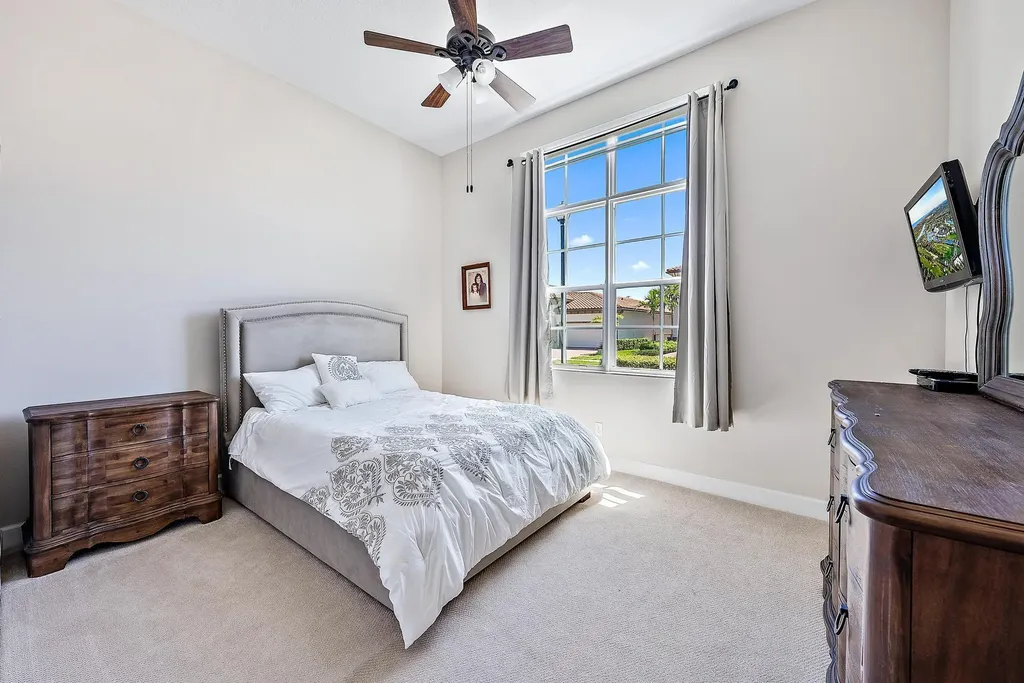 8883 Kingsmoor Way Lake Worth FL 33467